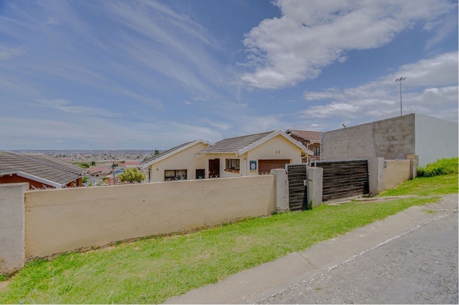 To Let 3 Bedroom Property for Rent in Kwamagxaki Eastern Cape
